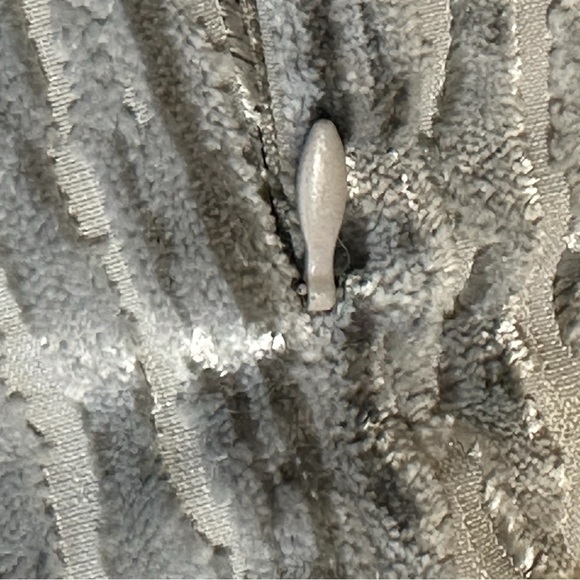 D.V. KAP HOME Wake-Glacier 21”x21” Pillow Covers - Set of 2 - Picture 6 of 6